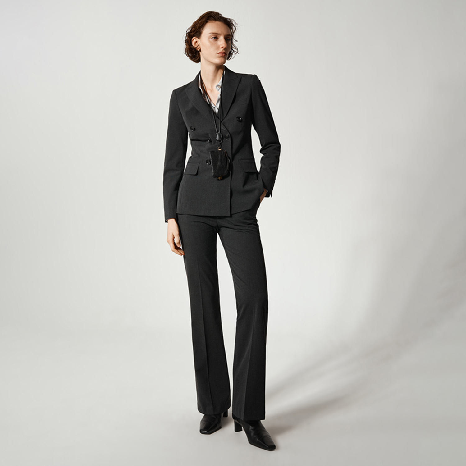 Allingentle Damen-Hosenanzug,  – Double Breasted Blazer Bewertung und Preis